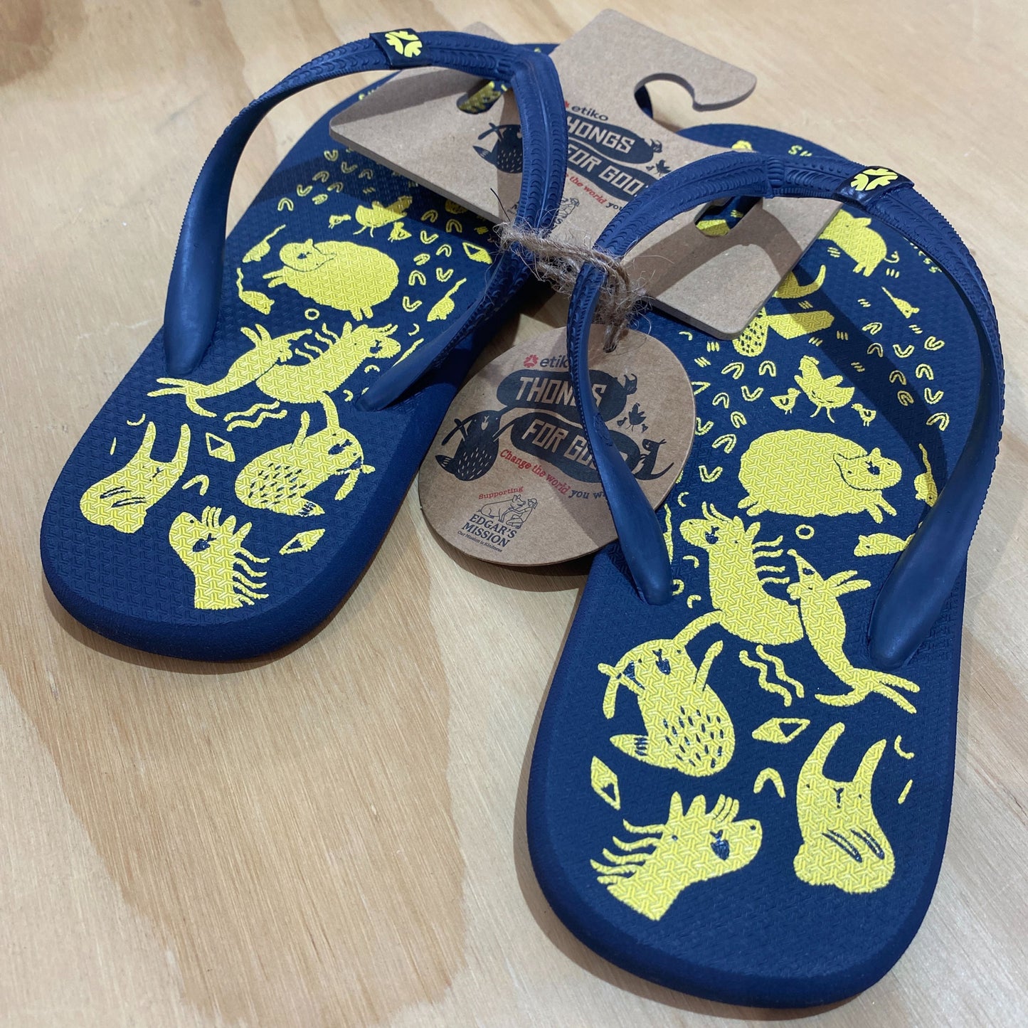 Etiko 'Edgars Mission' Rubber Thongs