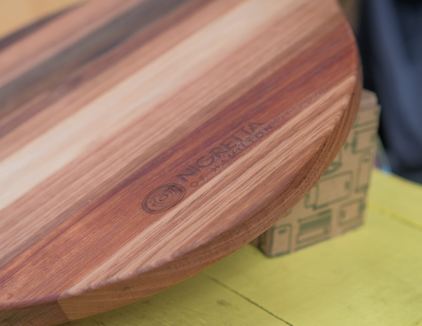 Nigretta of Hamilton 'Wangoom' Pizza Serving Board